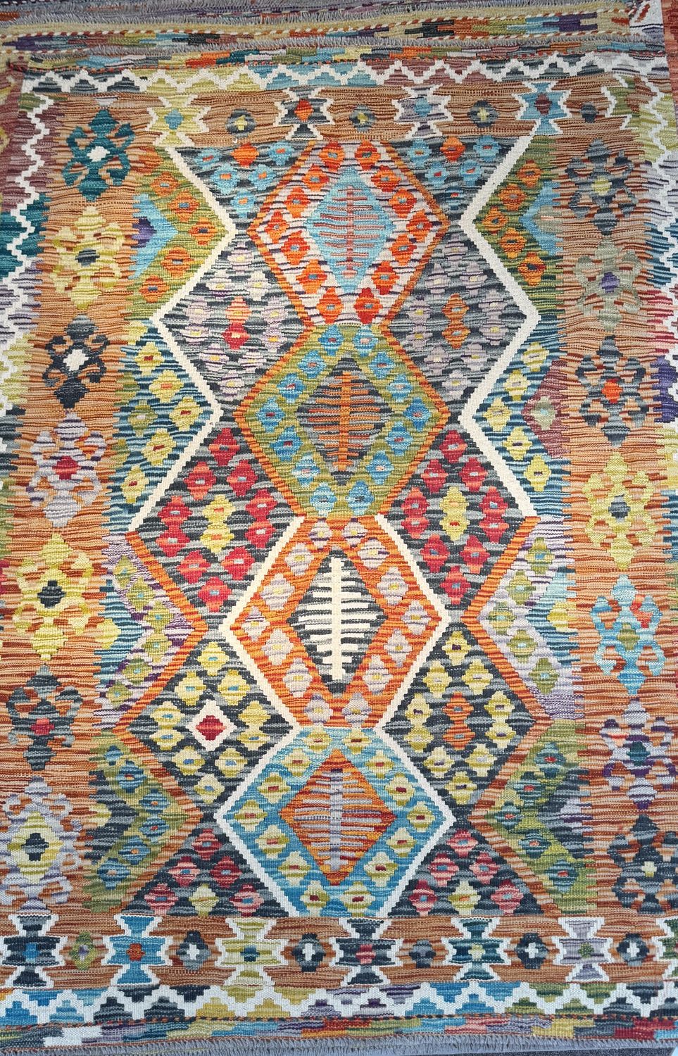 Hand Woven Woolen Kilim 6&#39;4&quot;x4&#39;2&quot;