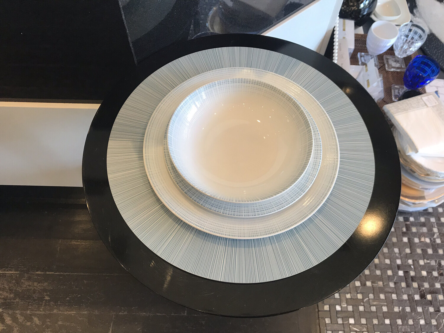 Bernardaud Saphir Bleu Dinnerware 14 Dinner, 14 Salad, 14Coupe Soups