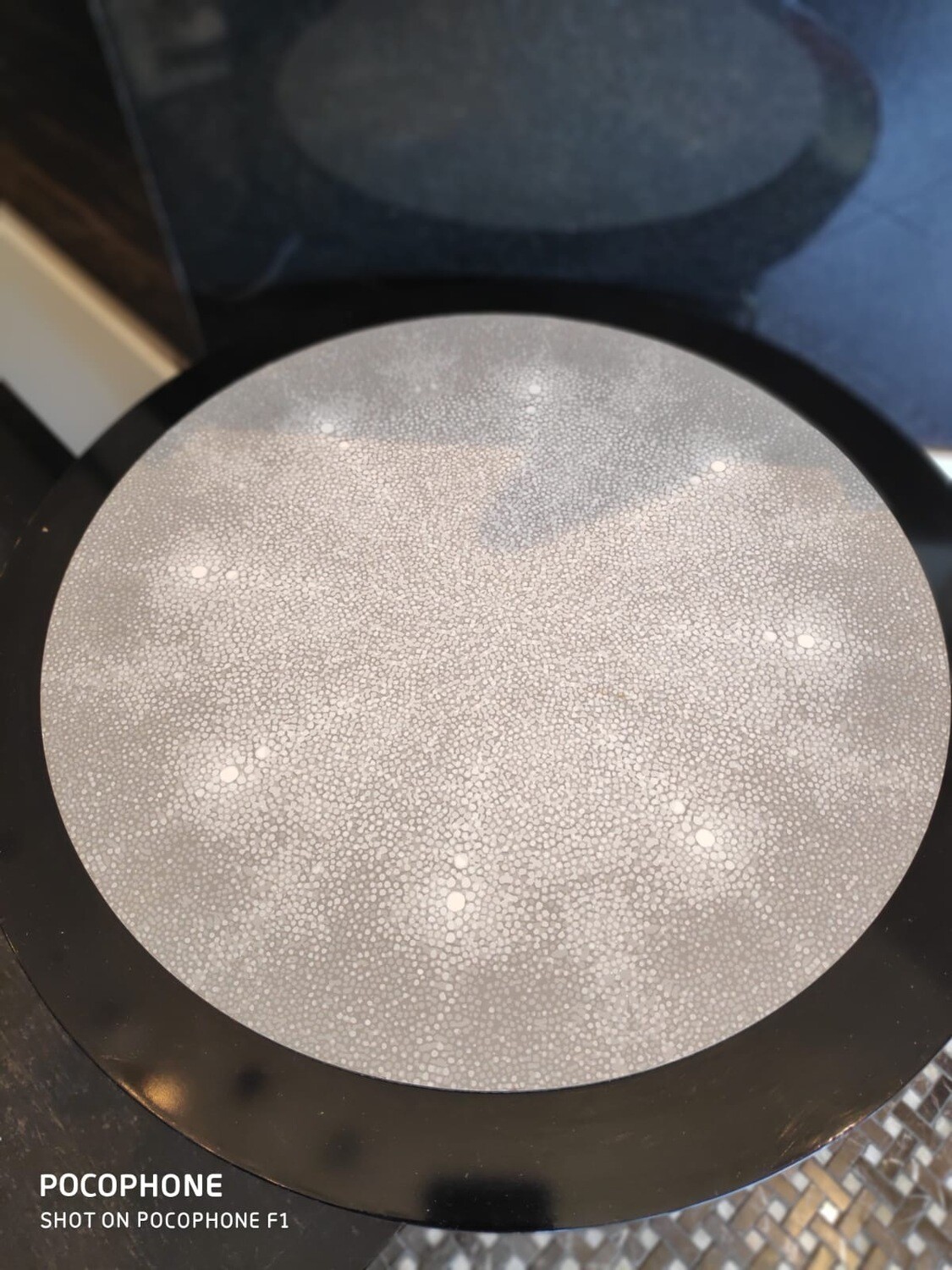 Tisch Grey Shagreen Place Mats Needs 8