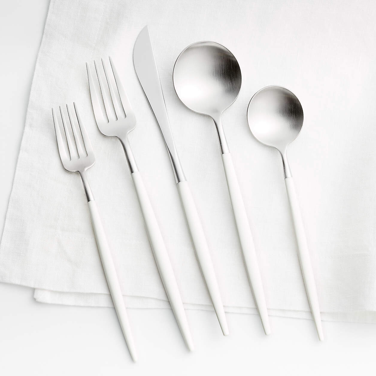 Cutipol Silver And White Flatware Needs 12