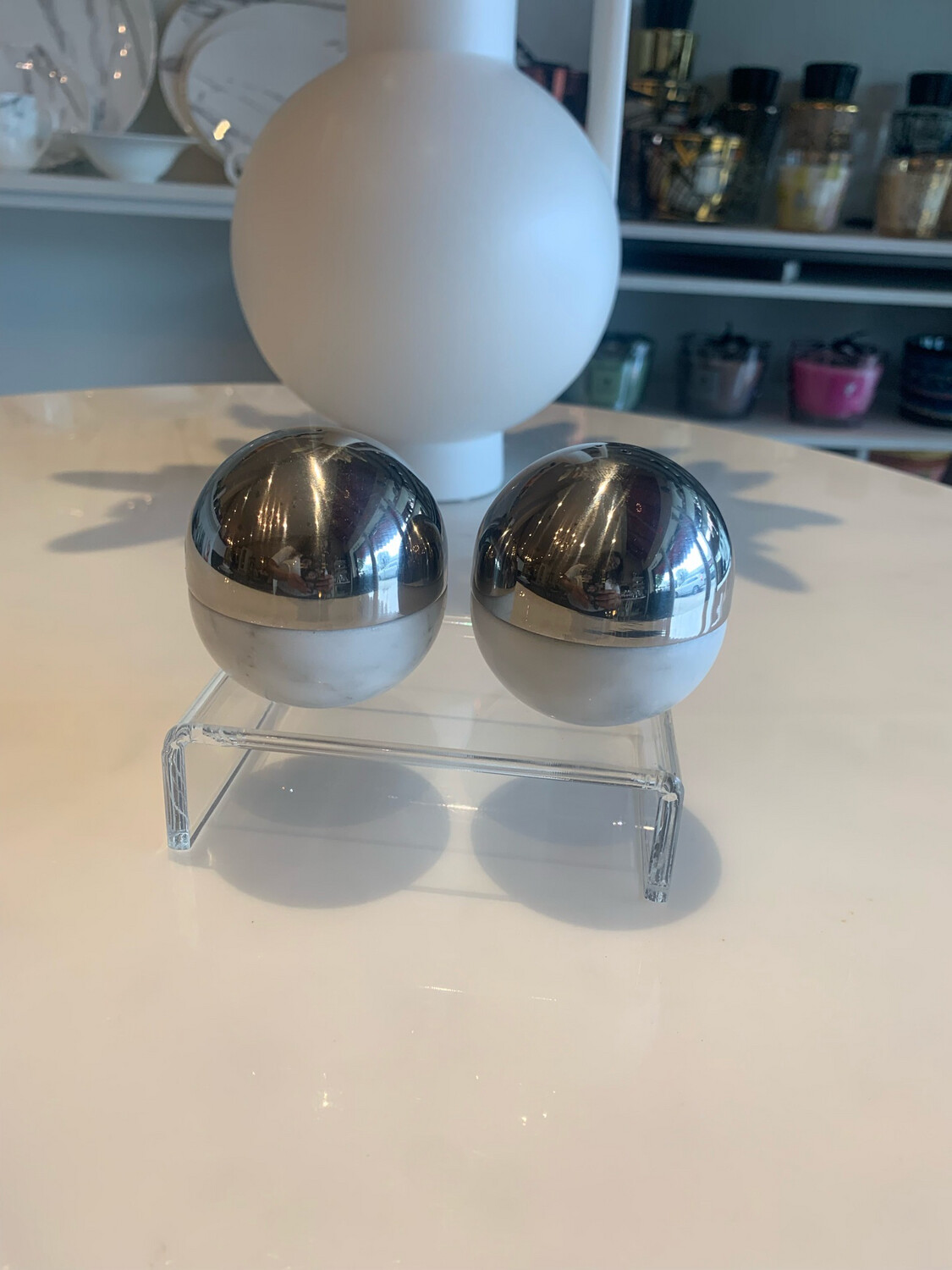 Anna New York Salt And Pepper Shakers