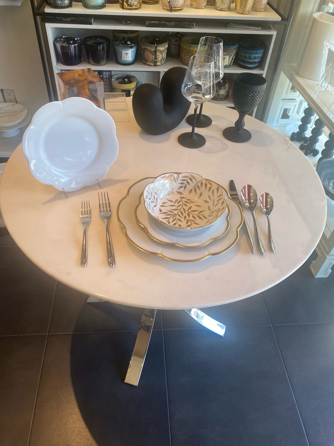 Royal Limoges Dinnerware Margaux Dinner, Olivier Dessert , And Fleurt Gold Cereal Bowl needs 12