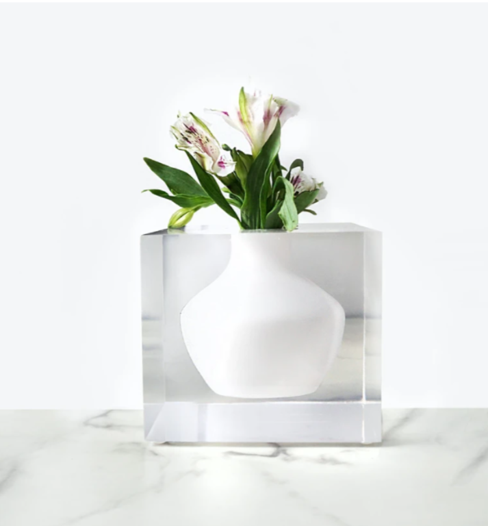 Jr Williams White Vases Needs 3 PURCHASED