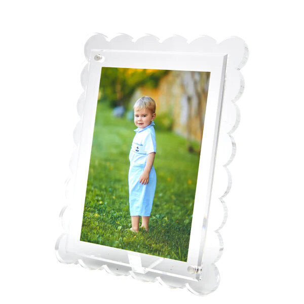 Tara Wilson Scalloped 8x10 Frame PURCHASED