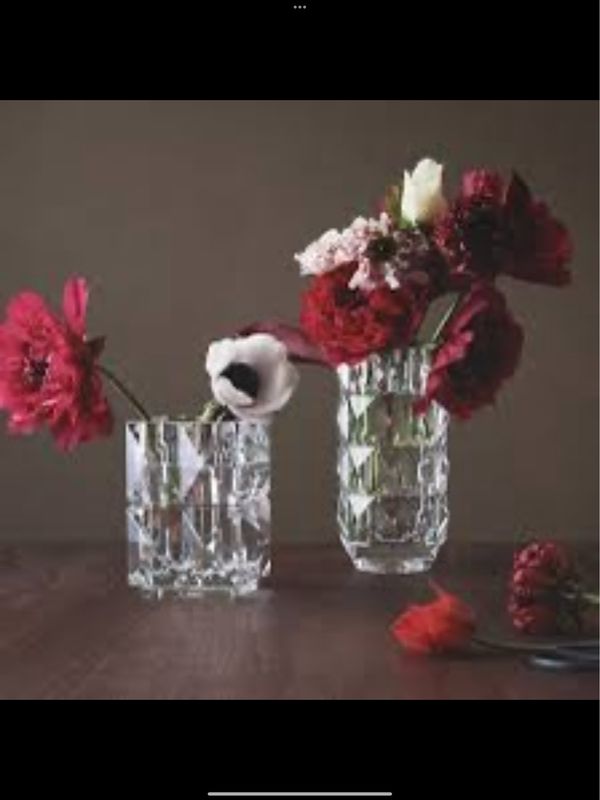 Baccarat Louxor Round vase