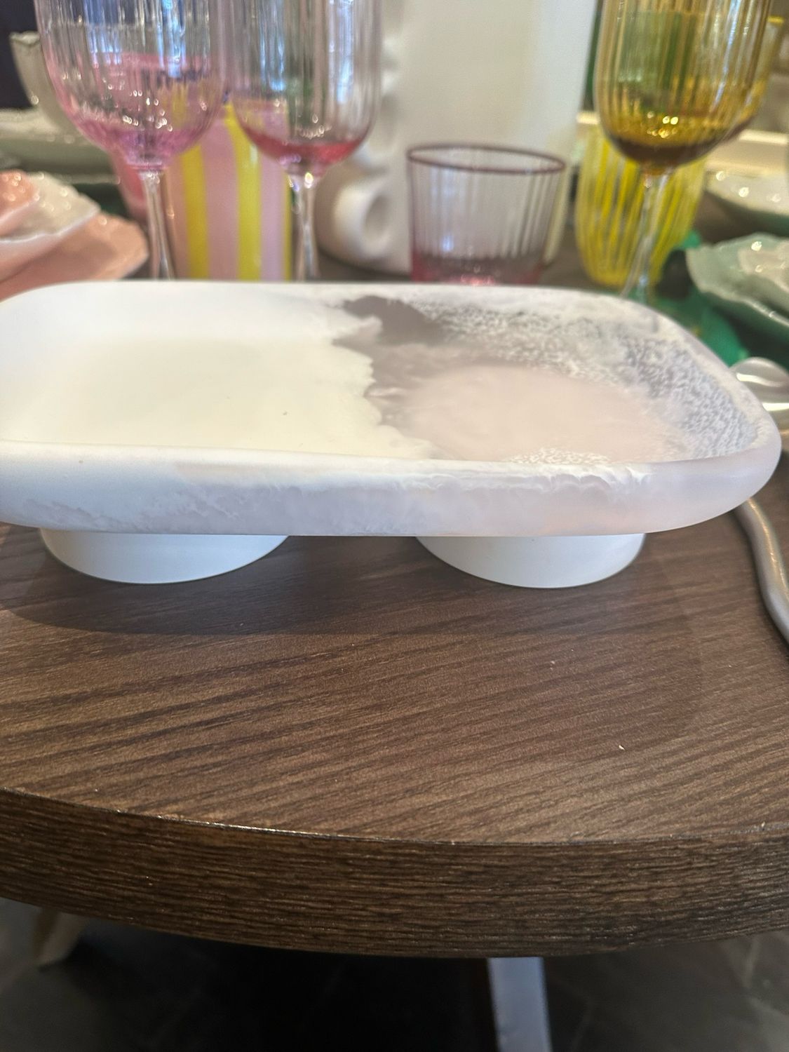 Baron And Vicario White Tray On Stand