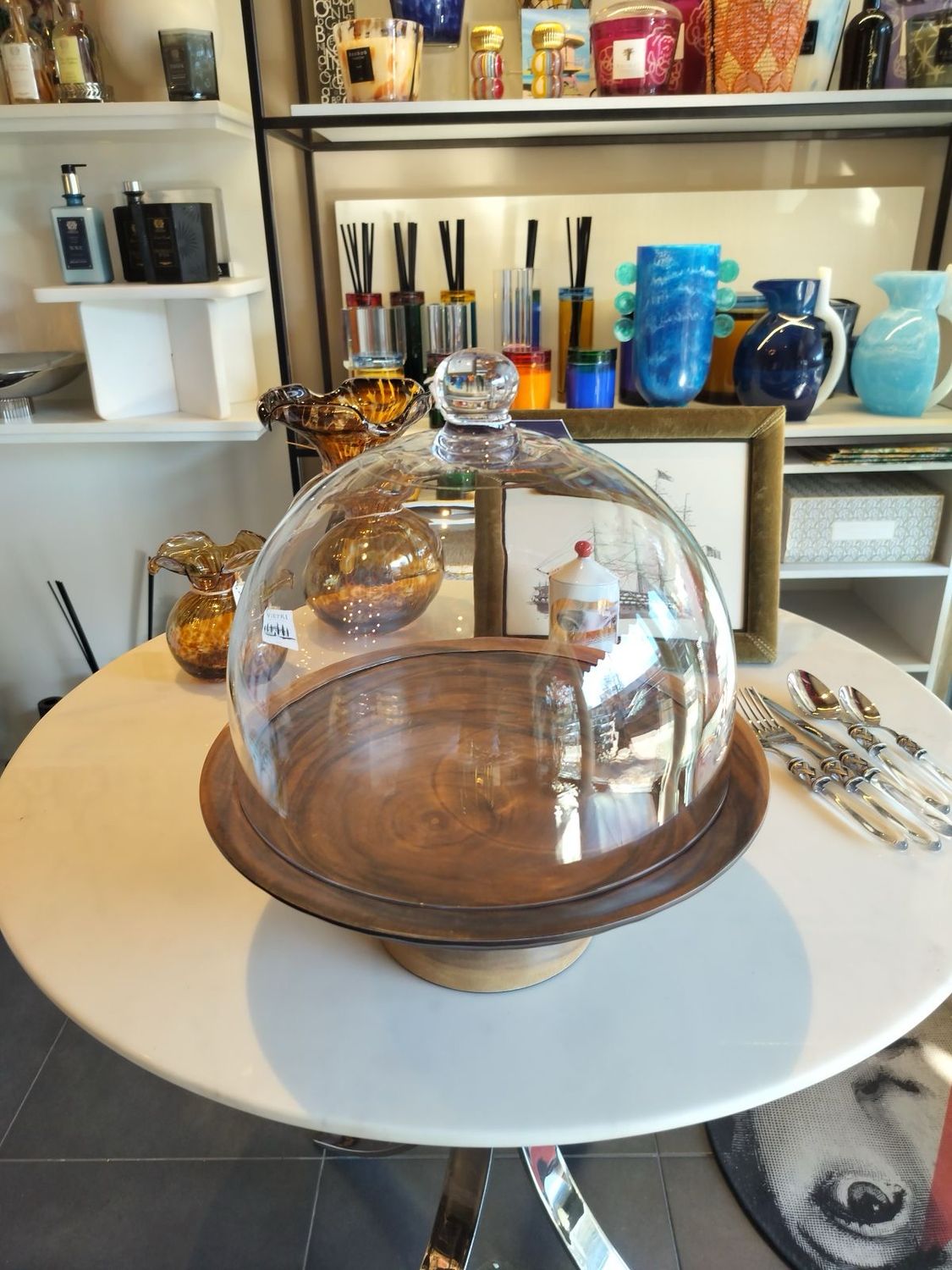 Cake Stand With Acrylic Cover