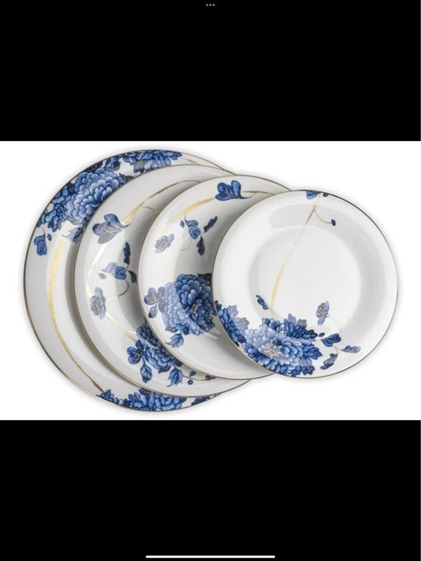 Prouna Emperor Flower Dinner/ Salad/ Soup Bowl 5 Purchased Needs 13