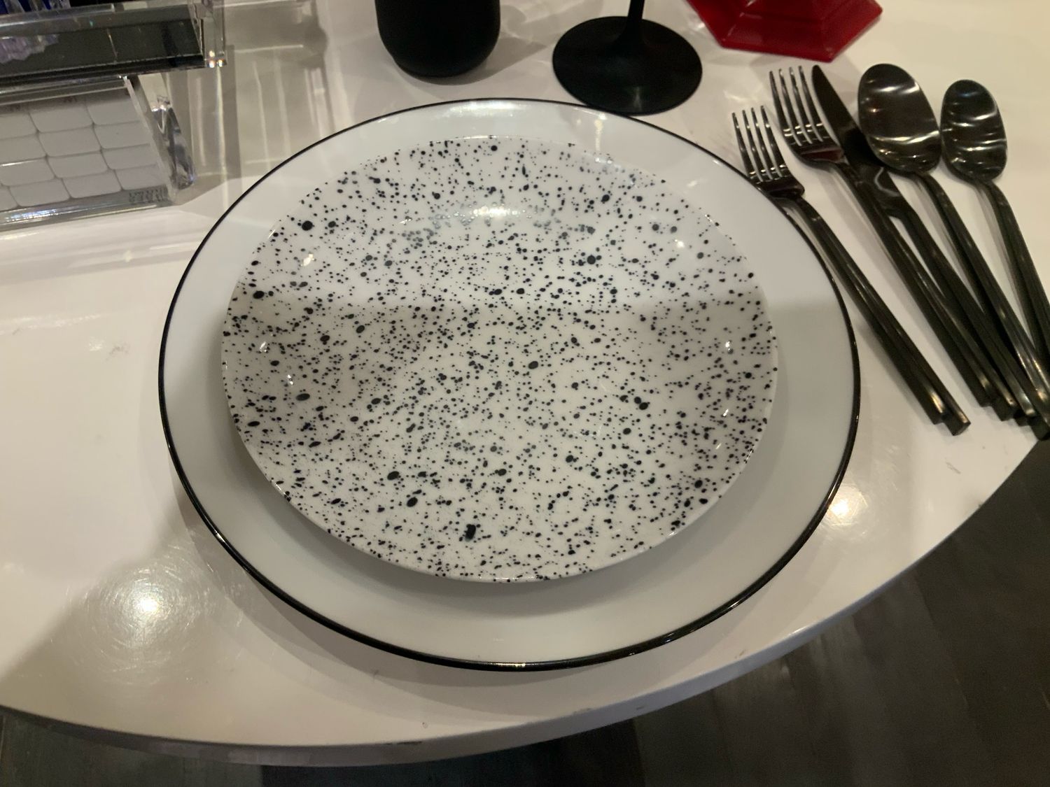 Non Sans Raisin Concord Black Dinner/Splash Dessert/ Splash Hollow Bowl Needs 12