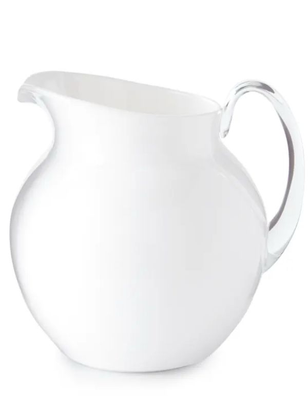 Mario Roberta White Pitcher