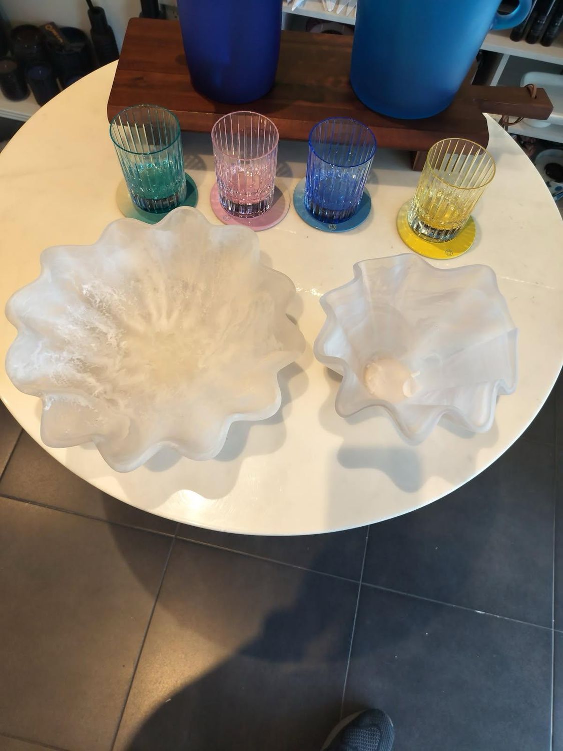 Concha Resin Bowl White