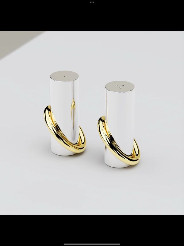 Anna New York Salt And Pepper Shakers
