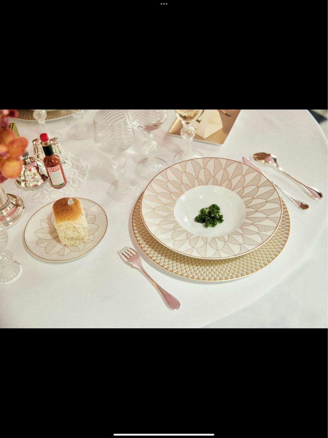 Christofle Malmaison Imperial Gold Dinnerware. Dinner, Dessert And Small Soup/Cereal Christofle Malmaison Imperial Gold Dinnerware. Dinner, Dessert And Small Soup/Cereal