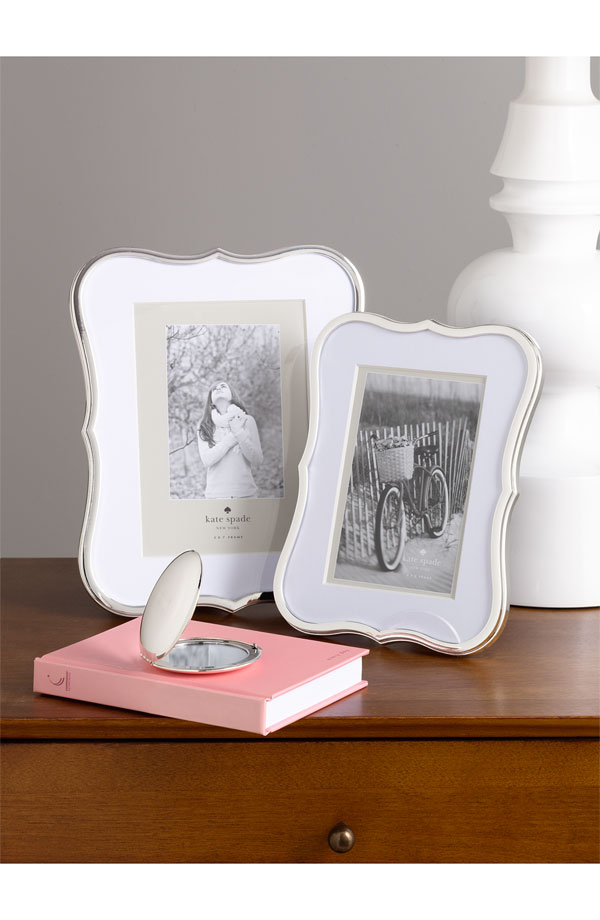 Kate Spade Crown Point 8x10 Frame Purchased