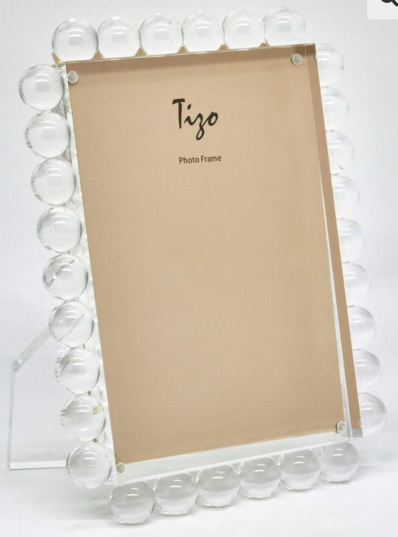 Tizo Clear Acrylic Bubble Frame 4x6