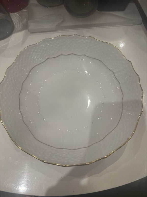 Herend Golden Edge Scalloped Dinner Bowl Needs 12