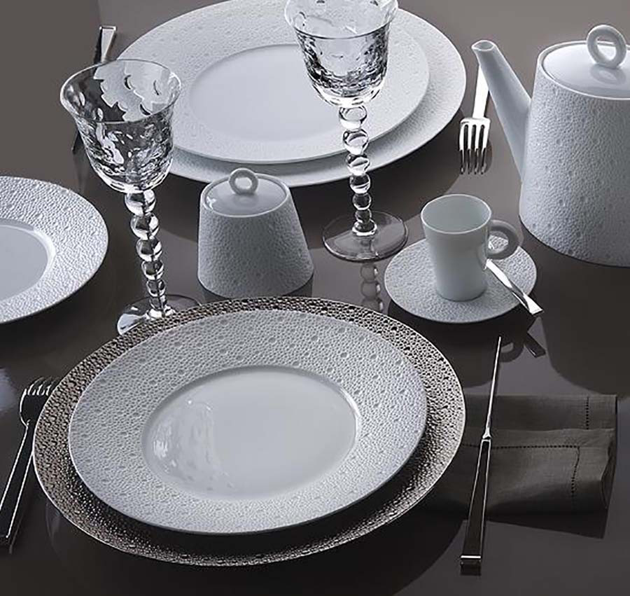 Ecume White Dinnerware with Platinum Accent Plate 3 Pc 