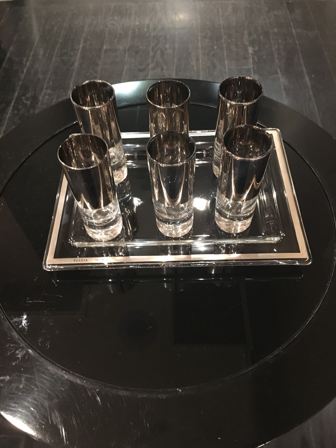 Marc Blackwell - Set 6 Silver Shot Glasses (Tray Not included) 