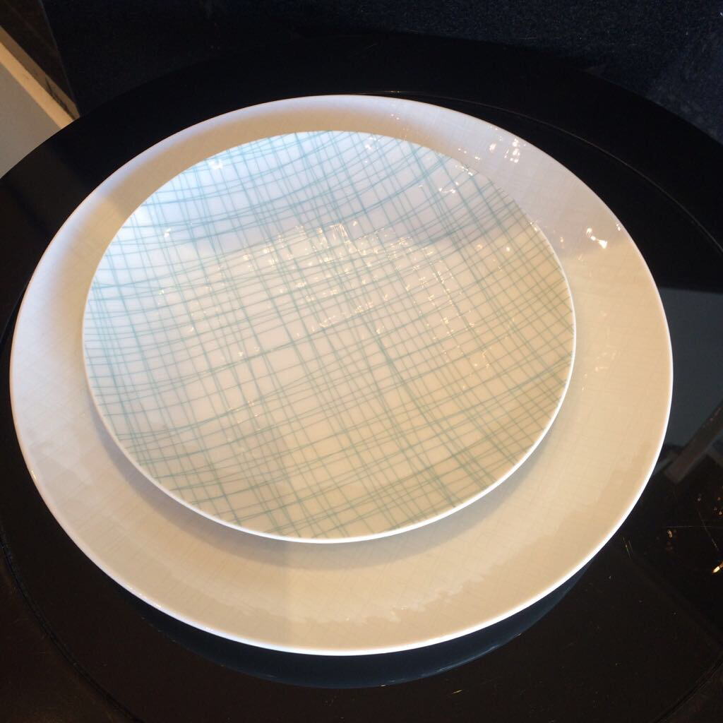 Rosenthal Mesh Dinnerware 4-3 pc place settings Mesh white dinner, Mesh lines blue and white salad, Mesh White cereal bowl $54 per place setting 
