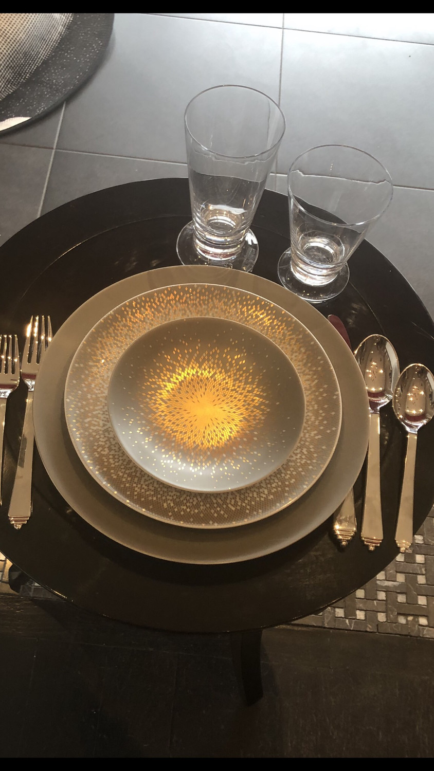 Haviland Soufflé D&#39;or Dinnerware 14 dinner  14 salad 14 soups 14 bread and butters $286 per 4 piece Place Setting 2 PURCHASED Need 12