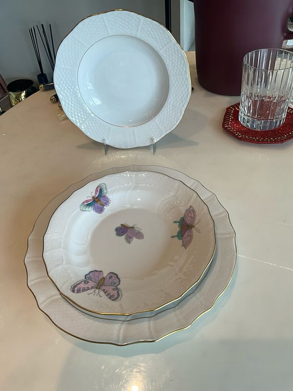 Herend Golden Edge Dinner / Rim Soup EvictP2 Dessert Needs 16