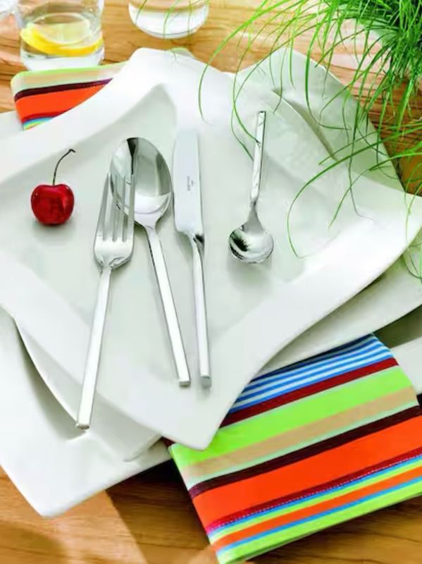 Villeroy New Wave Flatware 64 Piece Purchased