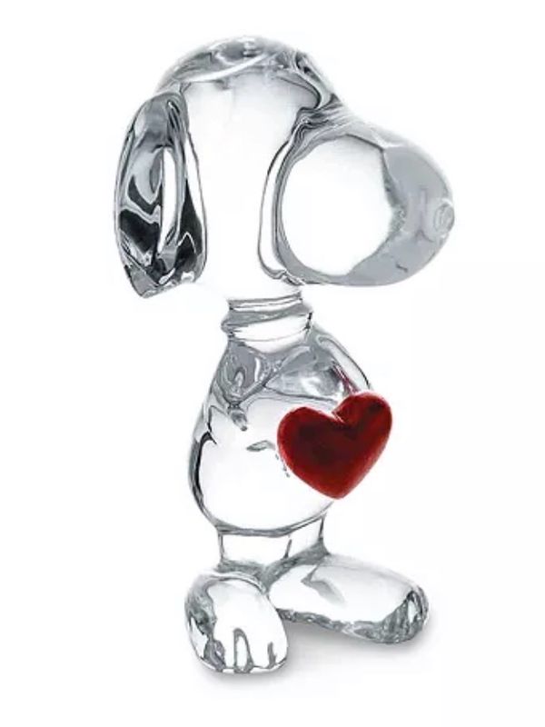 Baccarat Crystal  Snoopy Holding Heart