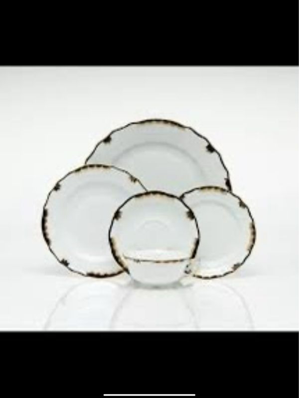 Herend Princess Victoria Service, 8” Rim Soup Fortuna Dessert Plate Needs 12