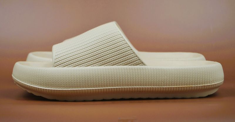 Soft Flops Classy Khaki