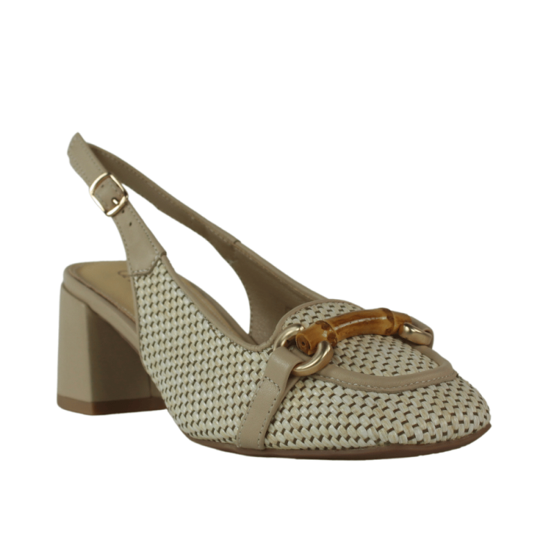 Carmela zapatos de tacón beige en rafia destalonados.25vcz3-ap