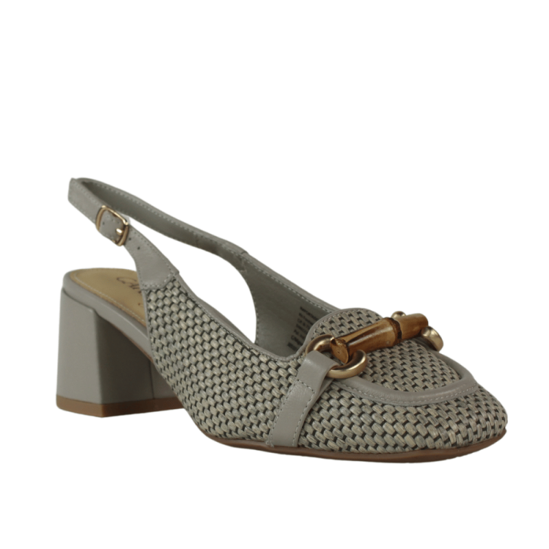 Carmela zapatos destalonados grises de rafia.25vcz2-ap