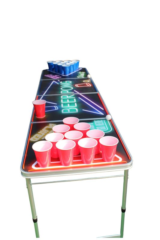 Bier Pong Tisch mit LED