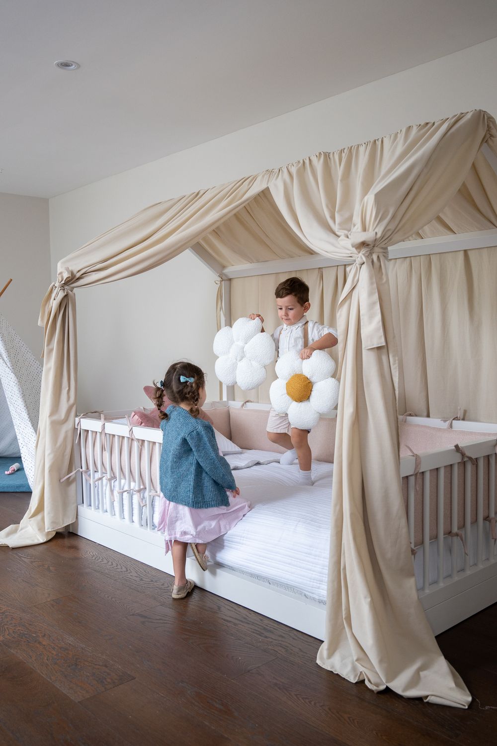 Velo para cama imperial montessori de casita