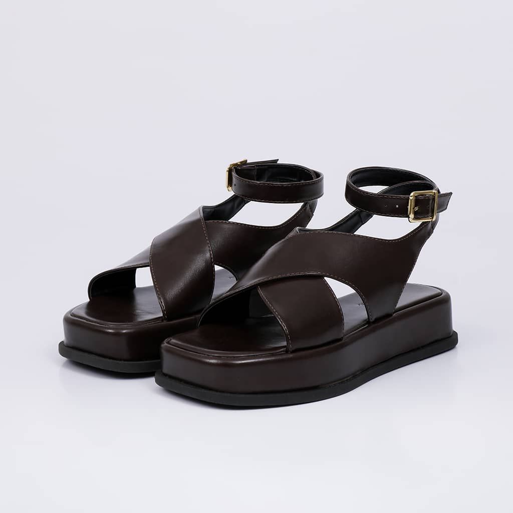 Califa - Crisscross Flatform Sandal