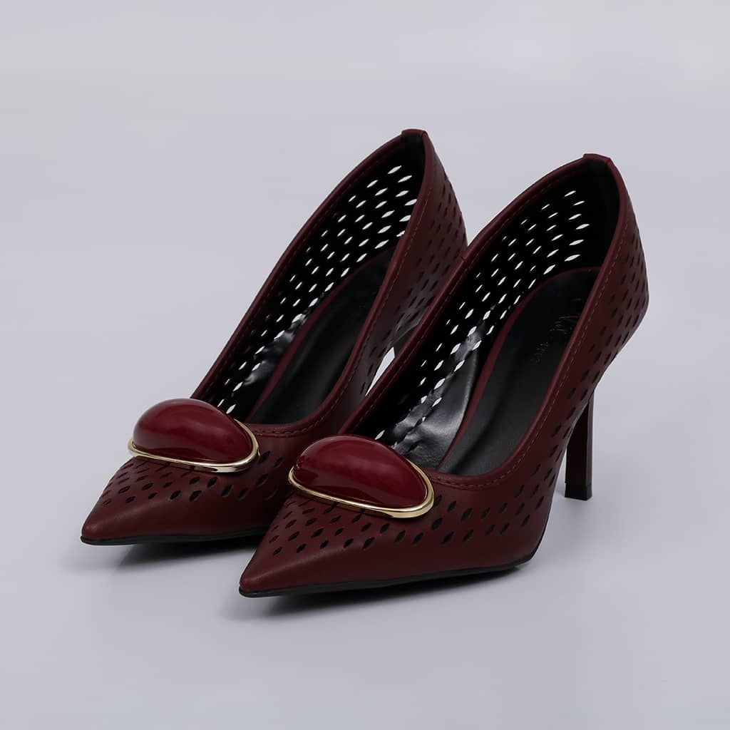 Helena - Cutout Pump