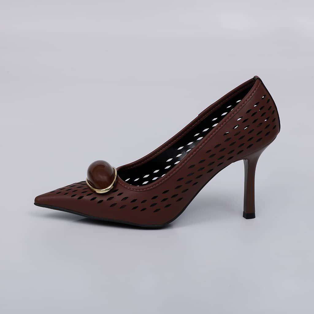 Helena - Cutout Pump