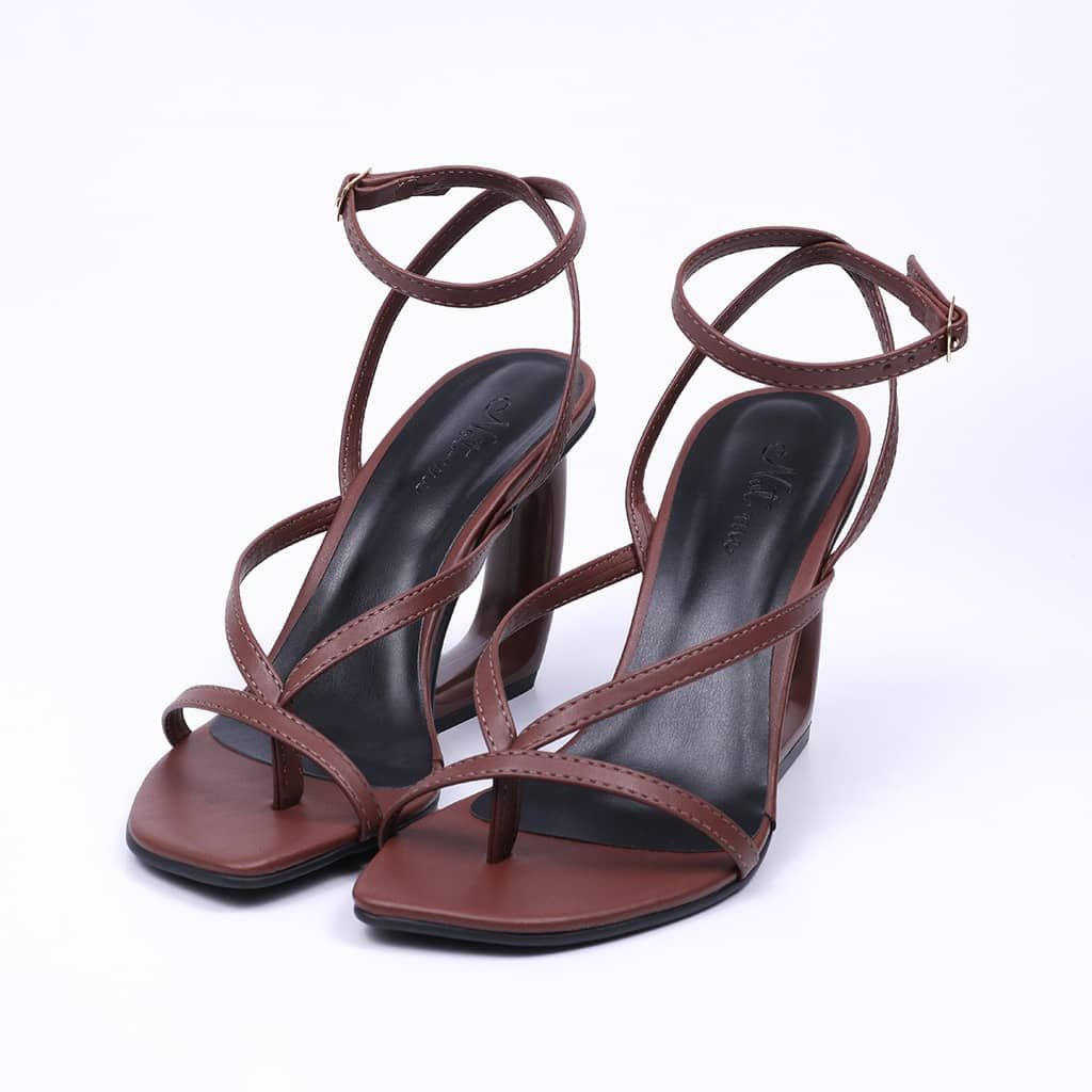 Londres - Sculptural Strap Sandal