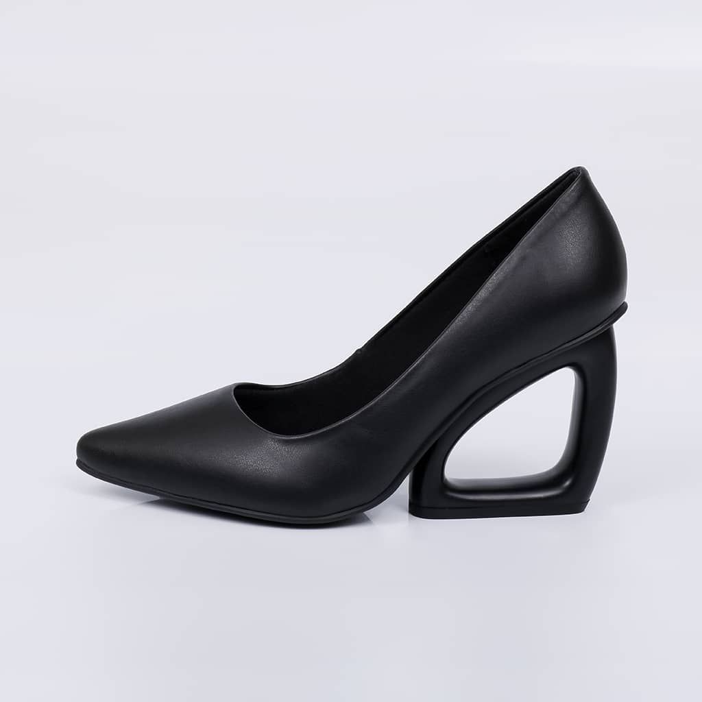 Dara - Sculptural Pump