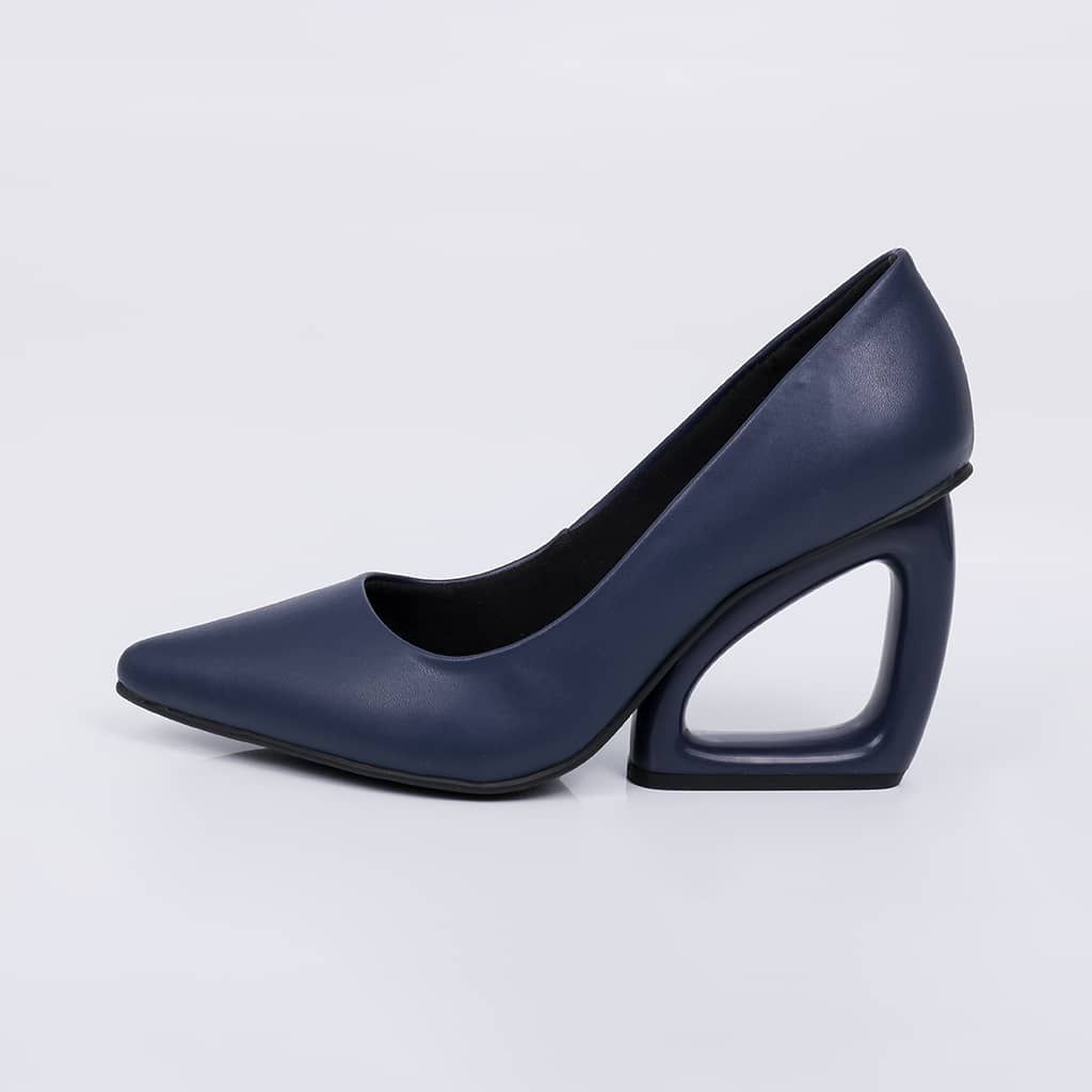 Dara - Sculptural Pump