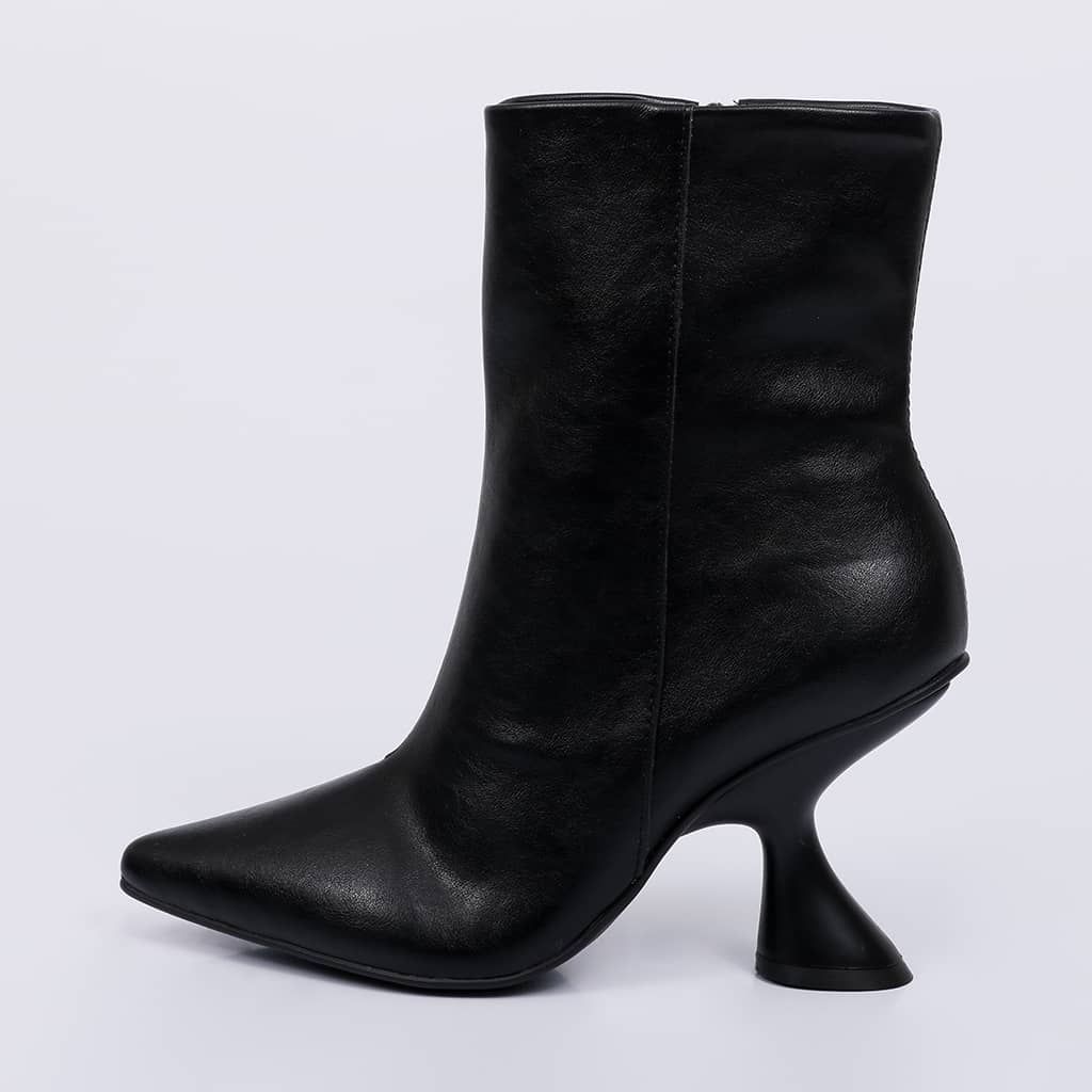 Noa - Sculptural Bootie