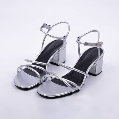 Irlanda - Strap Block Sandal