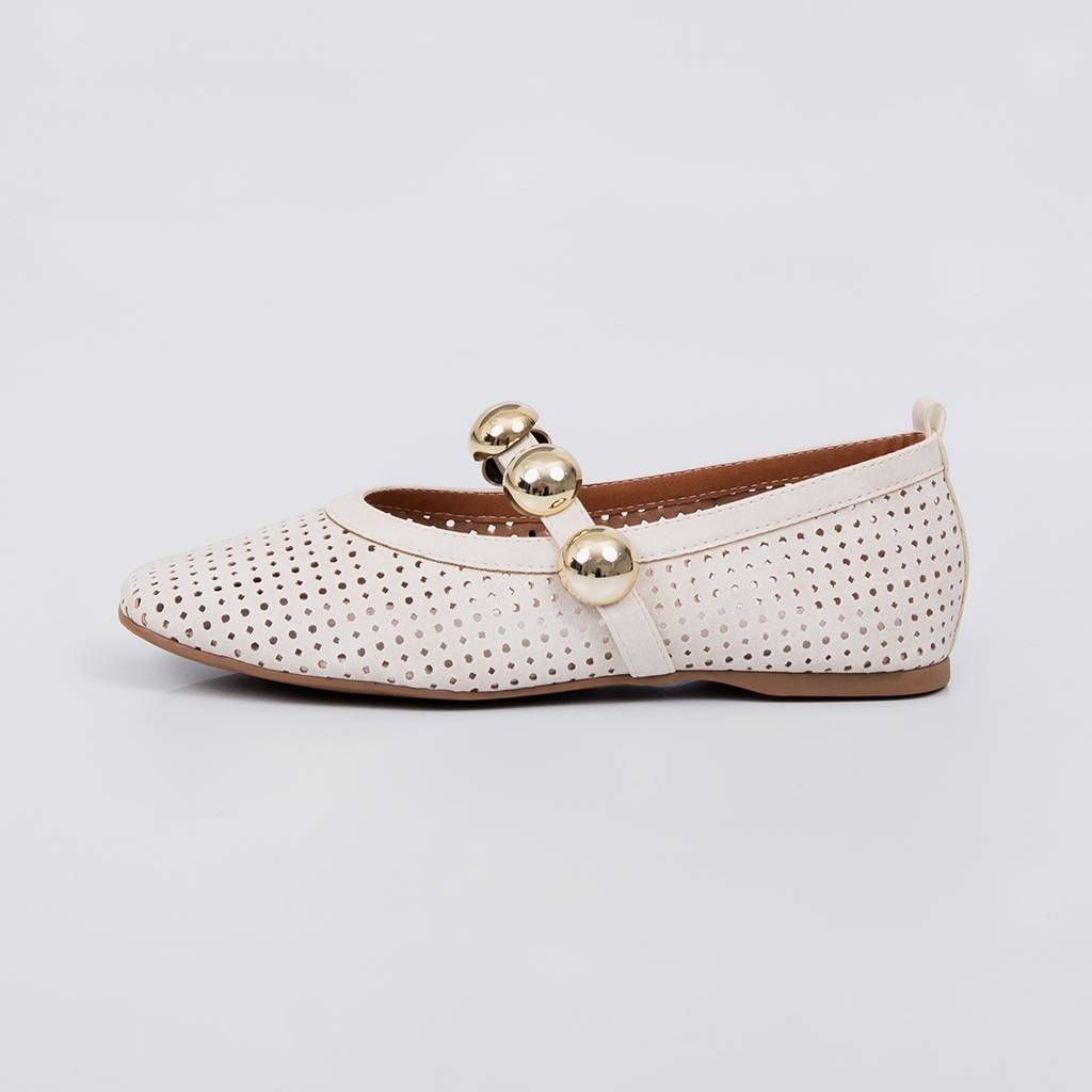 Gaya - Cutout Studs Ballet Flat