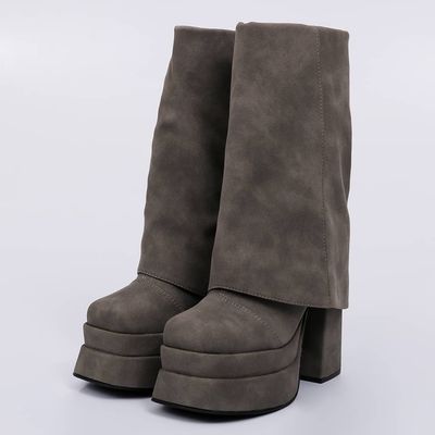 Queen - Folded Platform Bootie