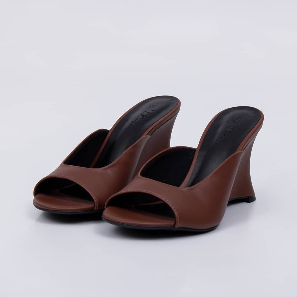 Oasis - Mule Wedge Sandal