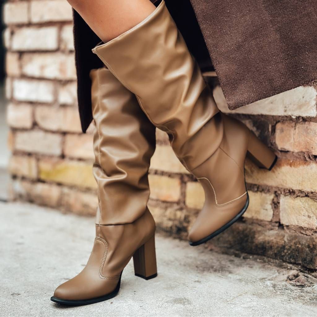 Emily - Slouch Block Boot
