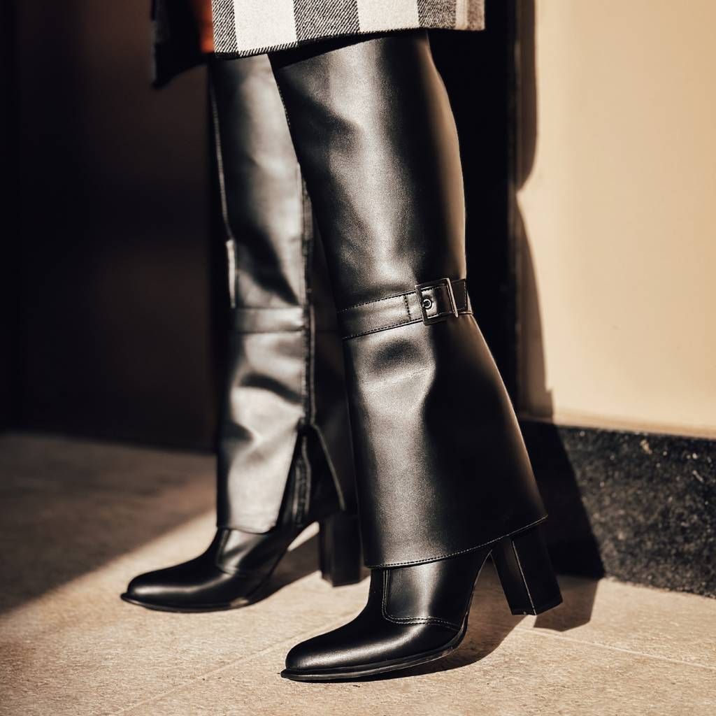 Elisa - Buckle Folded Boot