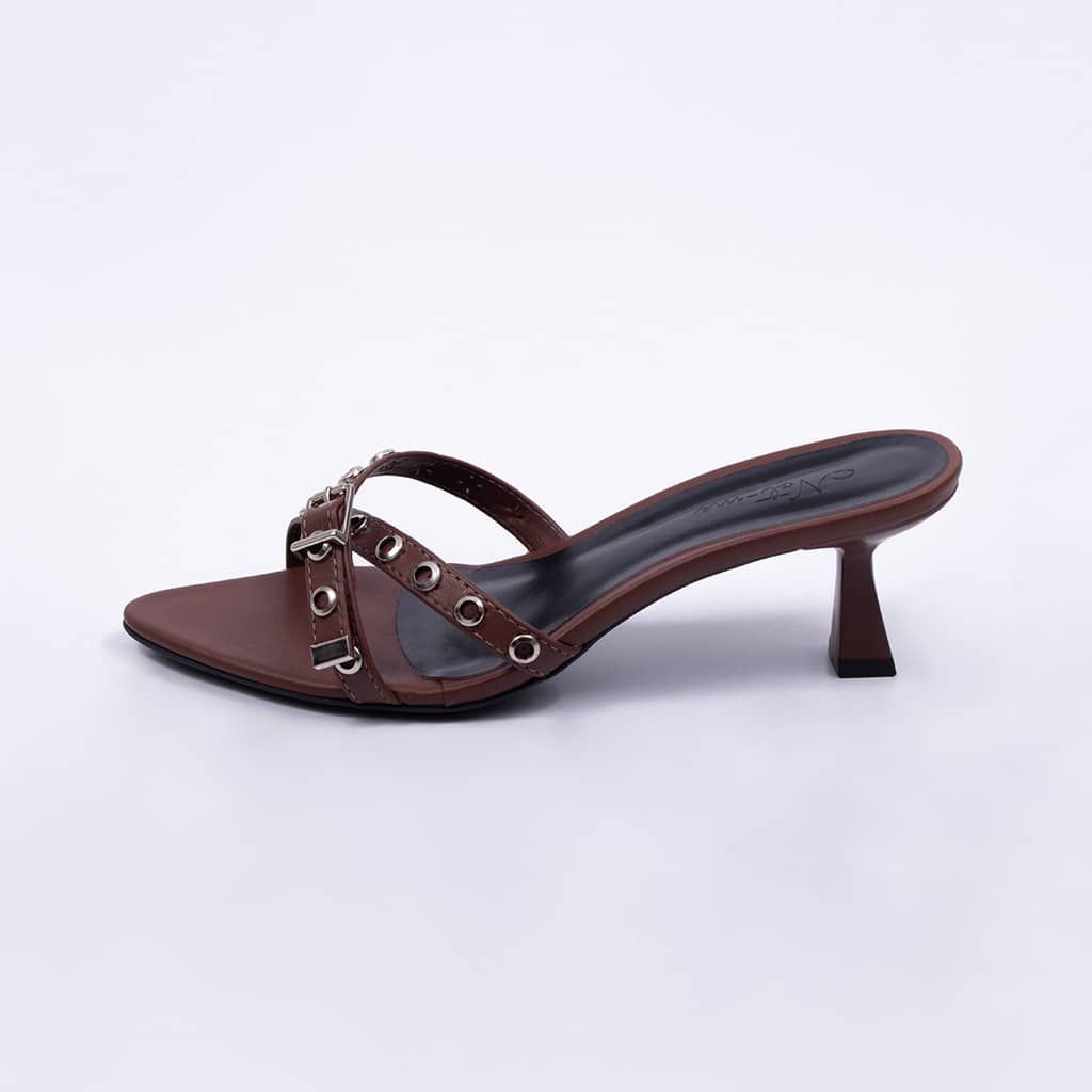 Grace - Studs Low Sandal