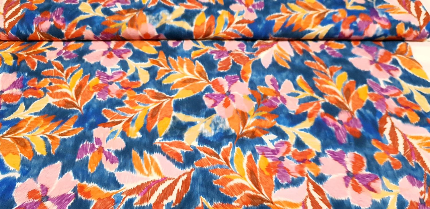 Viscose met fel gekleurde bloemen