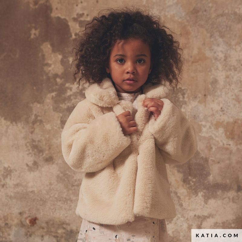 Soft fur fleece creme