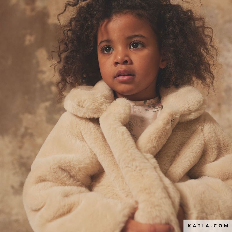 Soft fur fleece creme